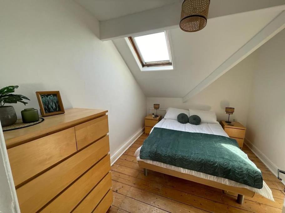 3 Bed Flat Near To Cardiff And Cardiff Bay Appartement Buitenkant foto